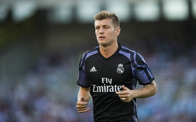 广发电竞动态-久保建英助攻队友空门吃饼